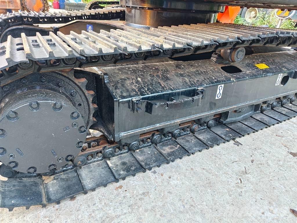Hitachi ZX 120 حفارات زحافة