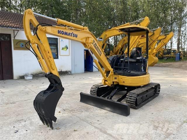 Komatsu PC 35 حفارات زحافة