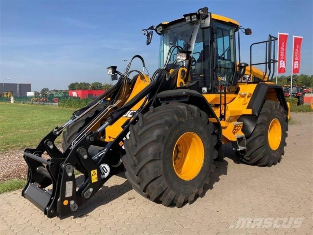 JCB 427 AGRI لوادر بعجل