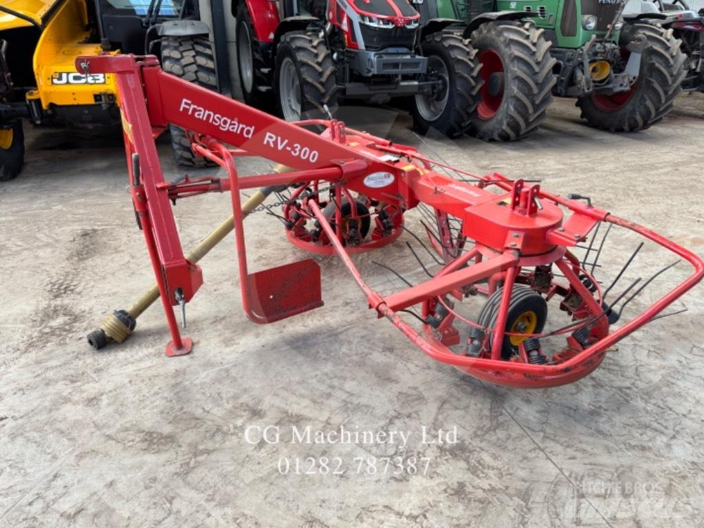 Frannsgard RV300 مكابس وميبسات التبن