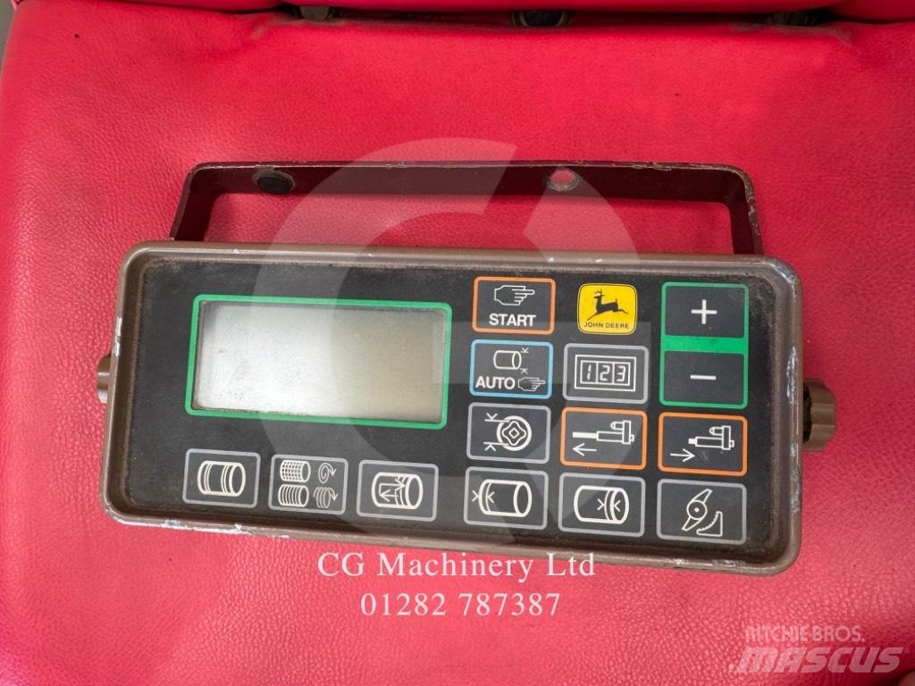 Frannsgard RV300 مكابس وميبسات التبن