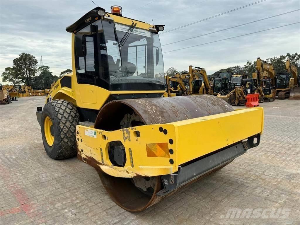 BMW 213D مداحل أحادية الأسطوانة