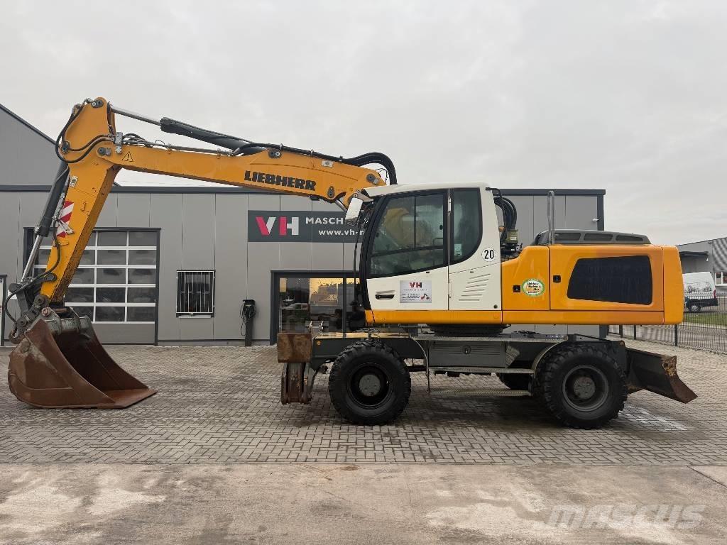 Liebherr A 924 حفارات بعجل