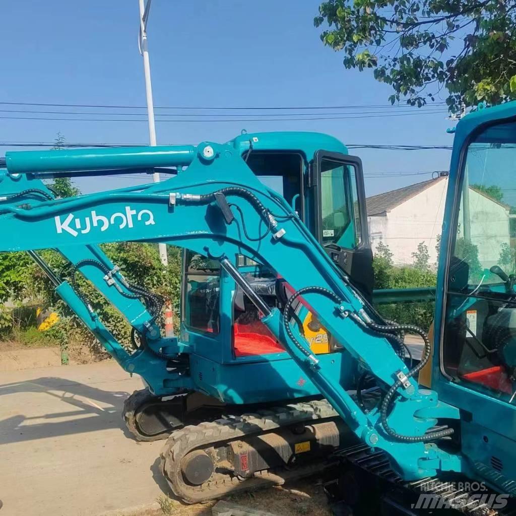 Kubota U 25 حفارات صغيرة أقل من 7 طن (حفارات صغيرة)