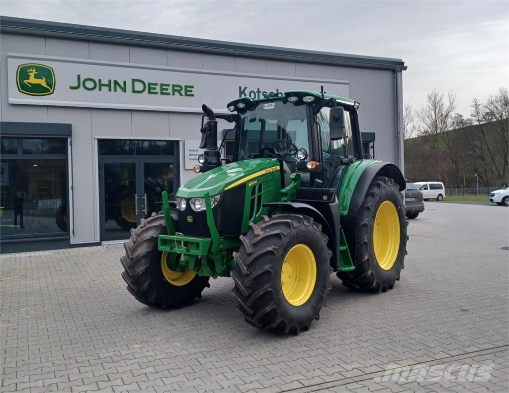 John Deere 6110M الجرارات