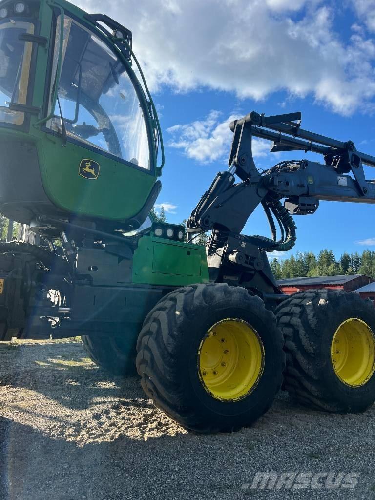 John Deere 1170 E حصادات