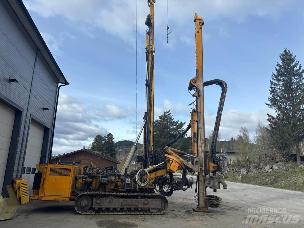 Klemm KR 807-4 منصات دق خوازيق