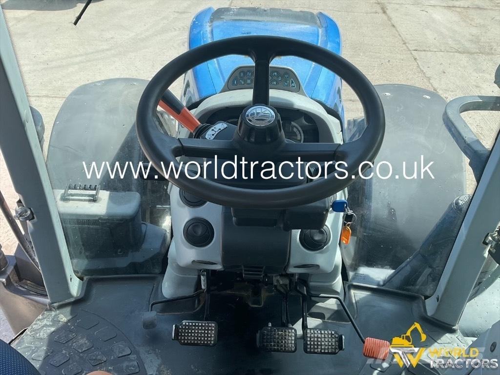 New Holland T 7.245 الجرارات