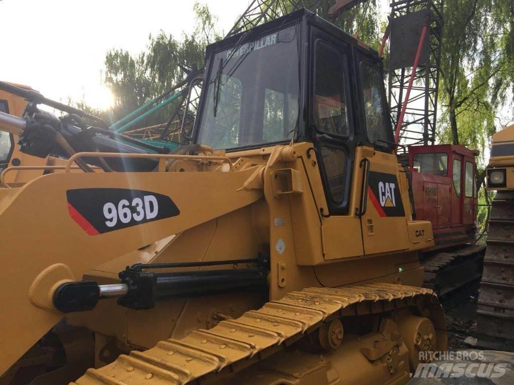 CAT 963 D لوادر زحافة