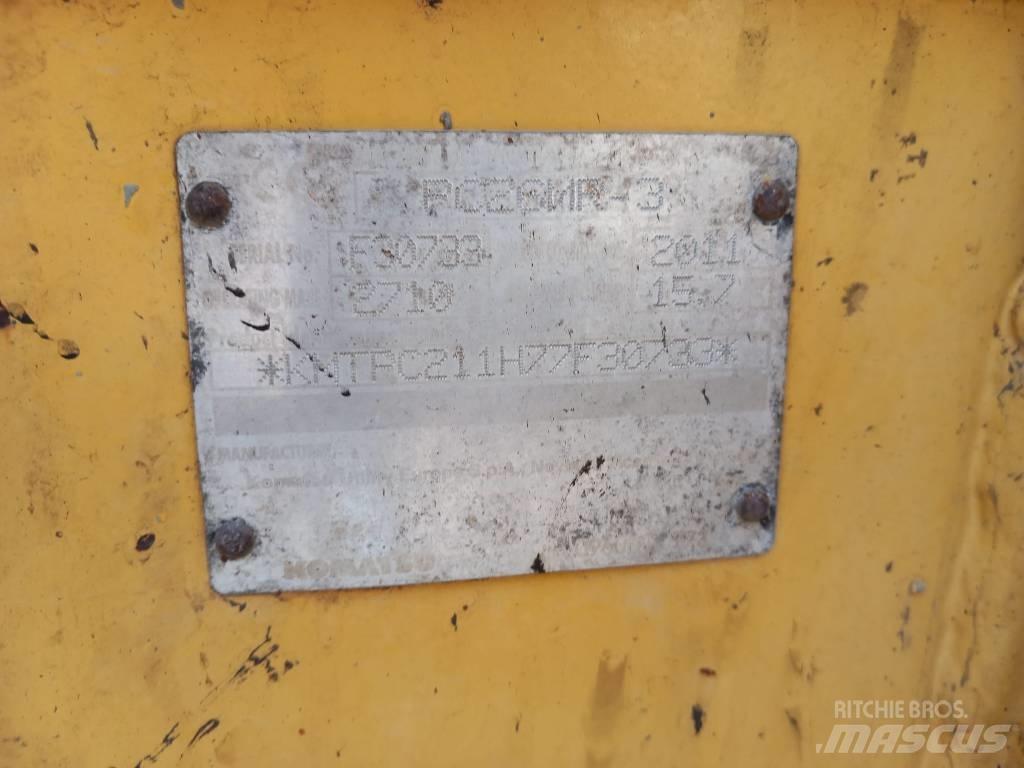 Komatsu PC 26 MR-3 حفارات صغيرة أقل من 7 طن (حفارات صغيرة)
