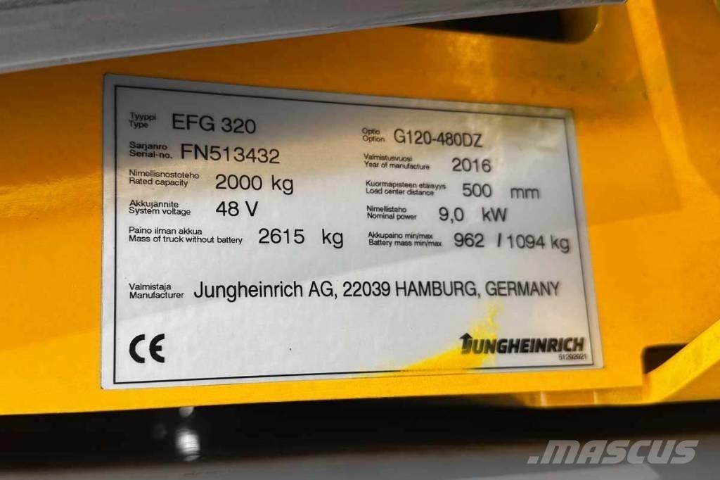 Jungheinrich EFG 320 شاحنات ذات رافعات شوكية تعمل بالكهرباء