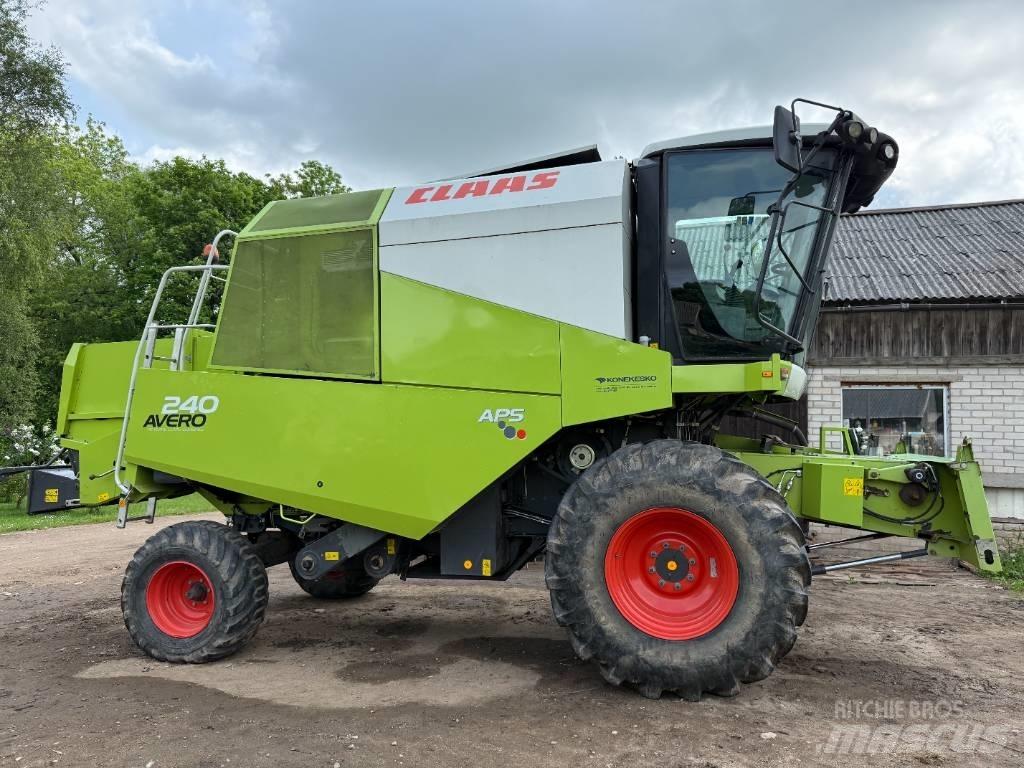 CLAAS Avero 240 حصادات