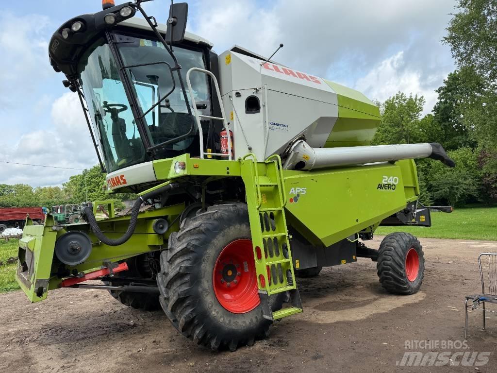 CLAAS Avero 240 حصادات