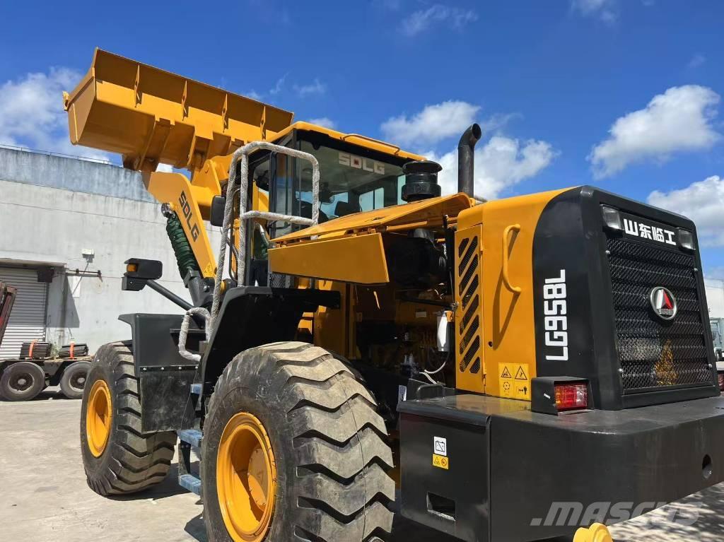 SDLG L 958 L لوادر بعجل