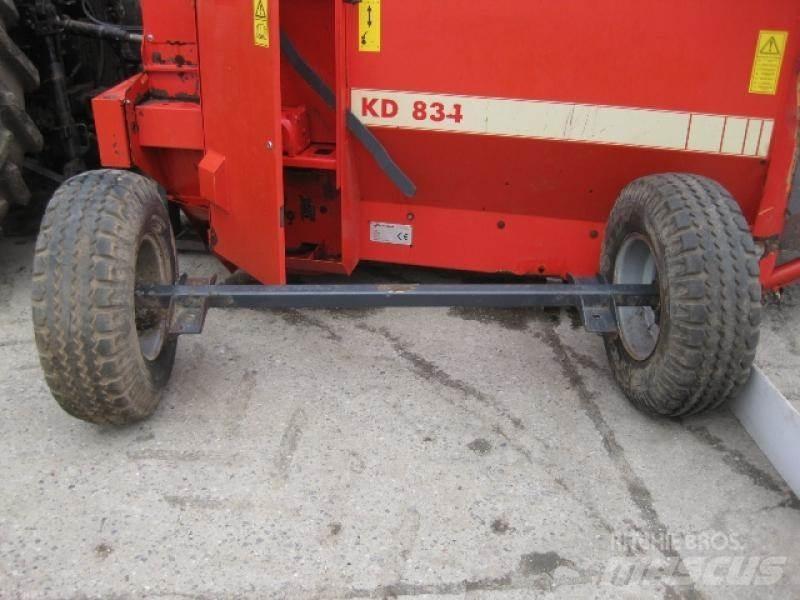 Vicon KD 834. ماكينات وملحقات مواش أخرى