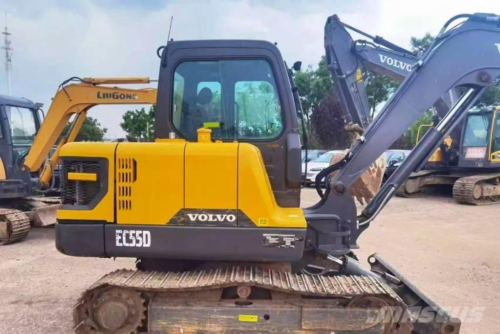 Volvo 55 حفارات زحافة