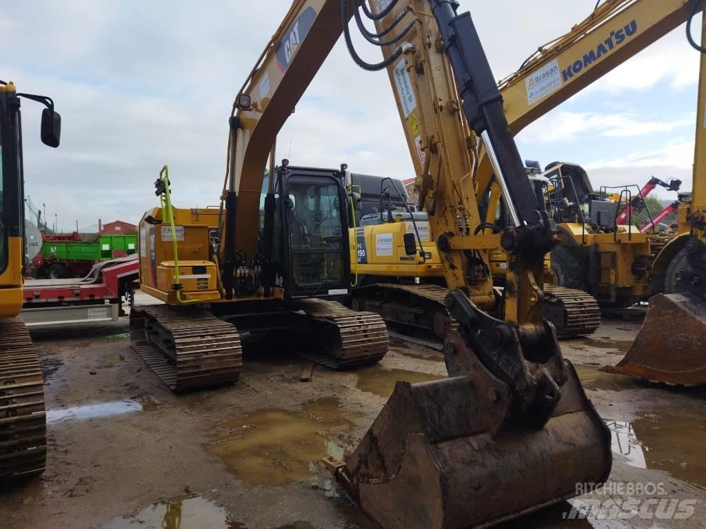 CAT 313 F L حفارات زحافة