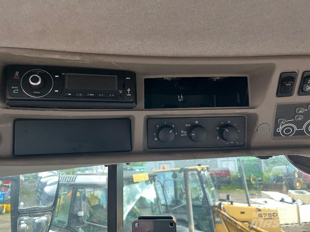 CASE Puma 240 CVX الجرارات