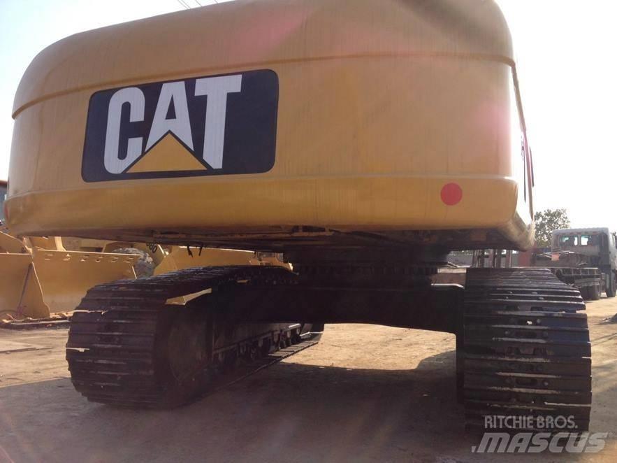 CAT 325DL حفارات زحافة