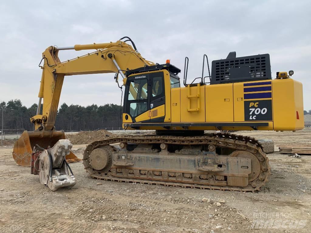 Komatsu PC700 LC-11 حفارات زحافة