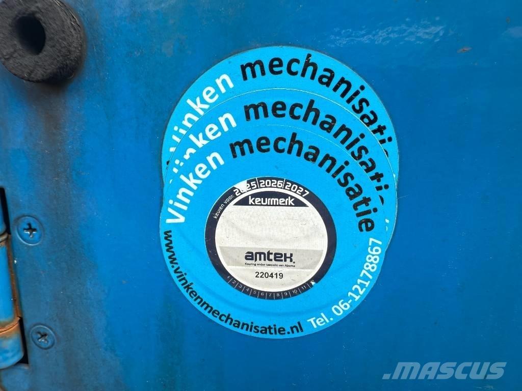 Aichi SR 182 رافعات سلة تلسكوبية