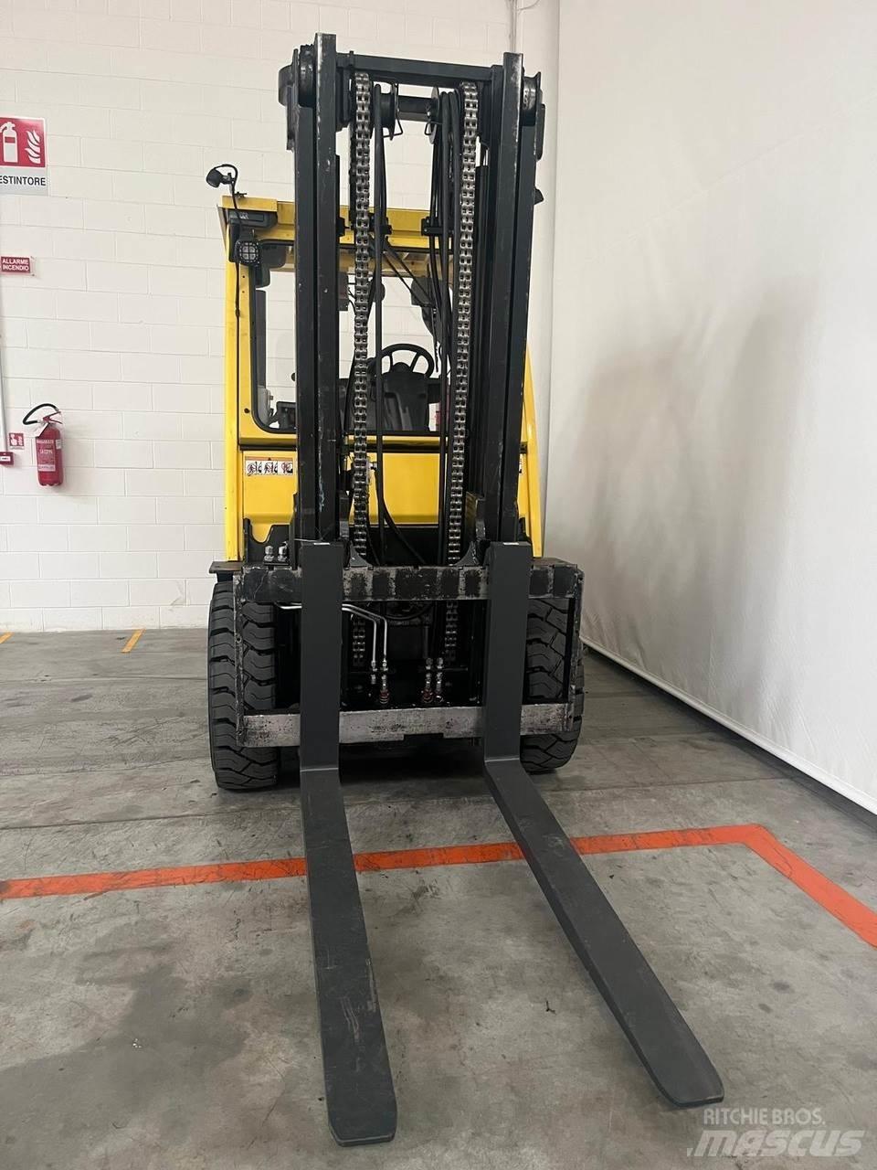 Hyster H5.5FT شاحنات الديزل