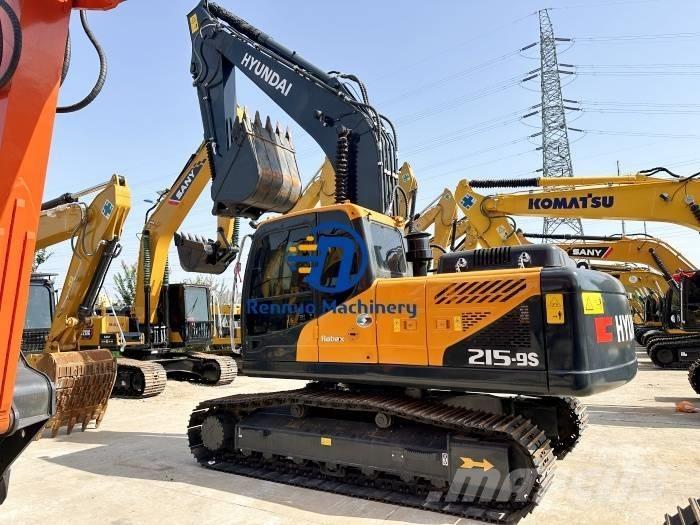 Hyundai 215-9S حفارات زحافة