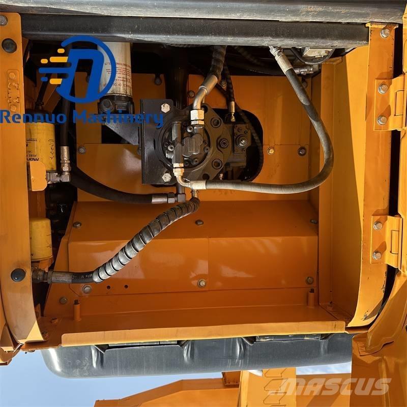 Hyundai 215-9S حفارات زحافة