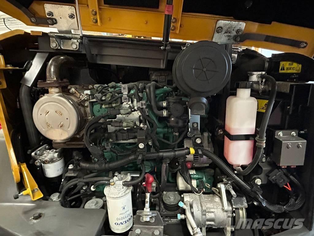 Volvo ECR 88 D PRO حفارات وسط 7 طن - 12 طن