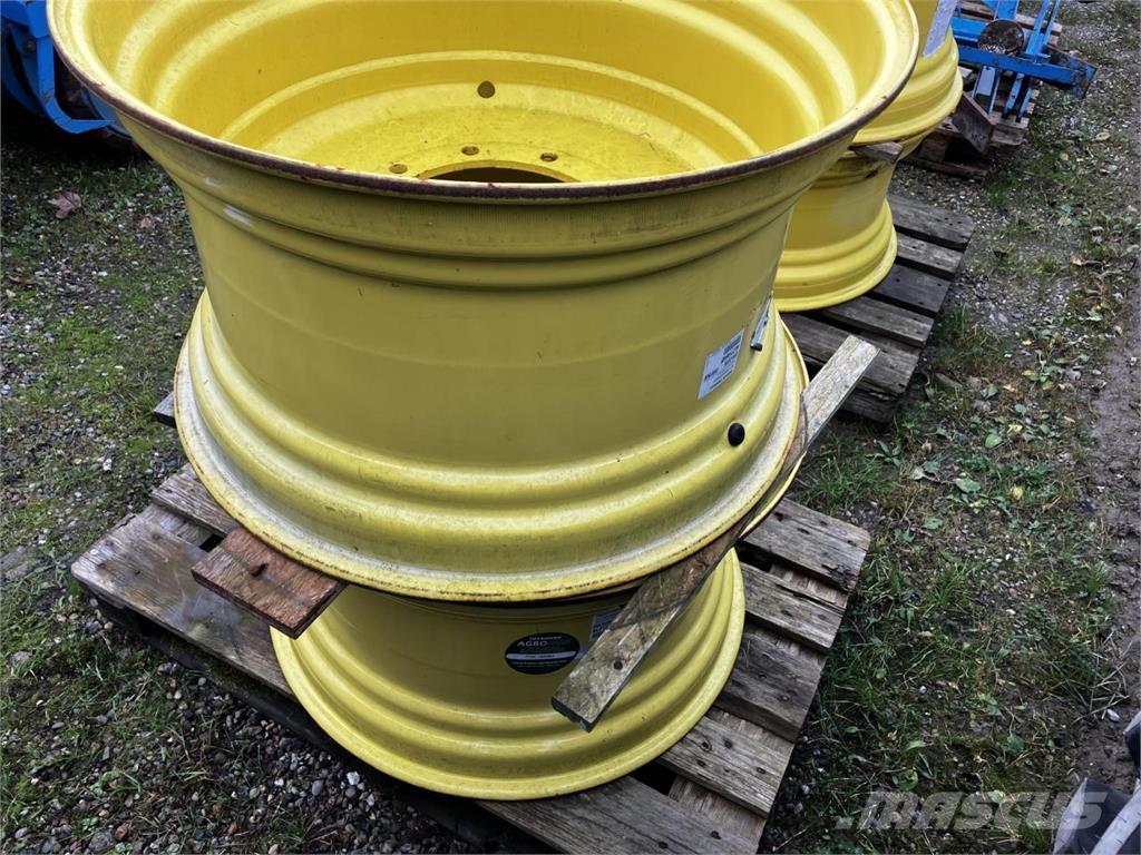 John Deere 18x30 الإطارات والعجلات والحافات