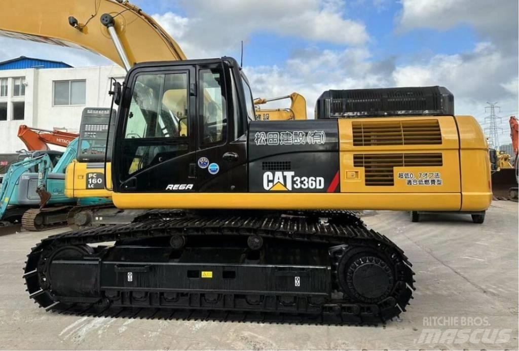 CAT 336 D حفارات زحافة
