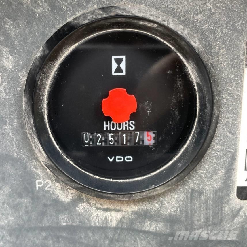Sandvik DC 125R معدات الثقب السطحي