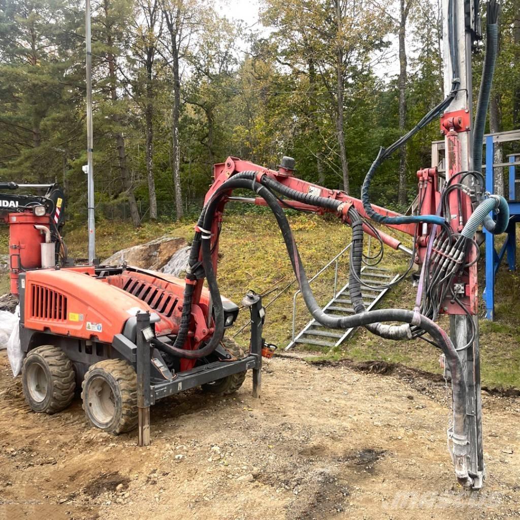 Sandvik DC 125R معدات الثقب السطحي