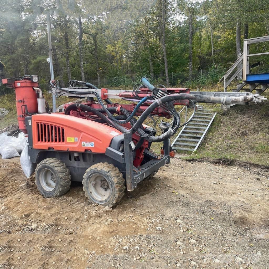 Sandvik DC 125R معدات الثقب السطحي