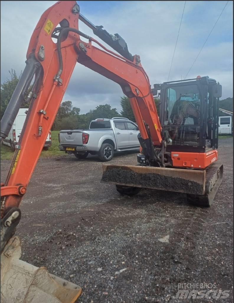 Kubota KX 060-5 حفارات صغيرة أقل من 7 طن (حفارات صغيرة)