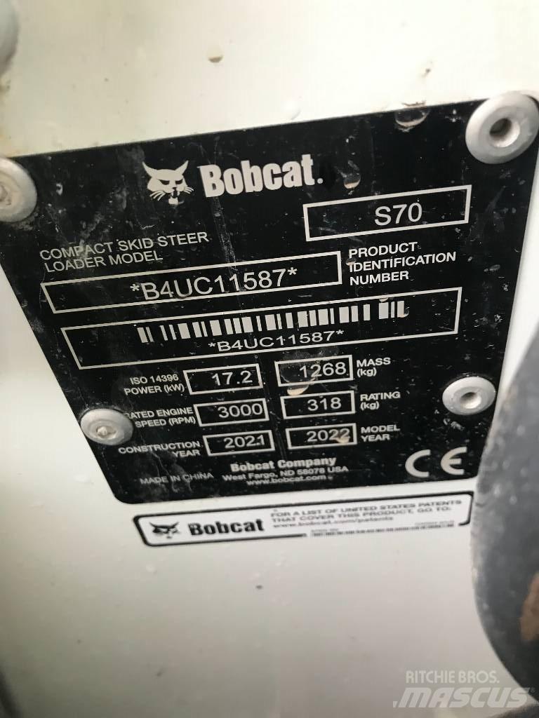 Bobcat S 70 لوادر انزلاقية التوجيه