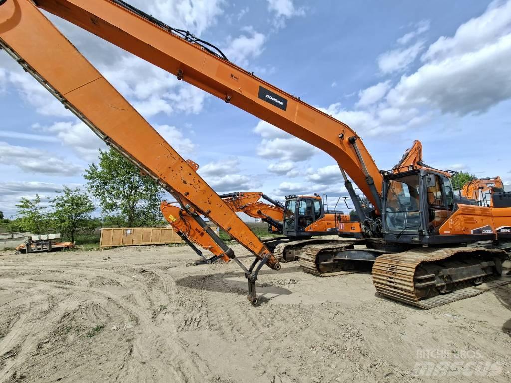 Doosan DX 300 LC-5 حفارات زحافة