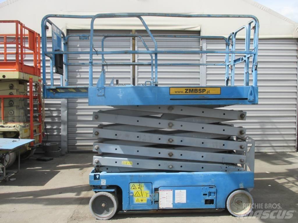 Genie GS 3246 رافعات مقصية الشكل