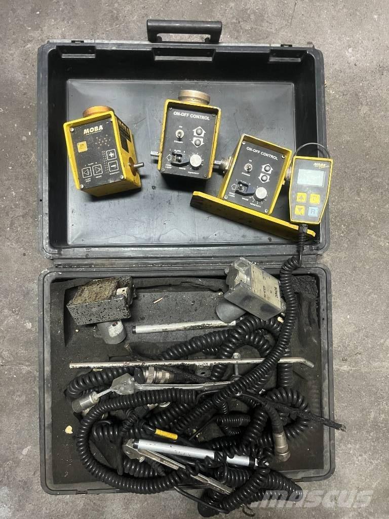 ABG Titan 455 معدات السفلتة
