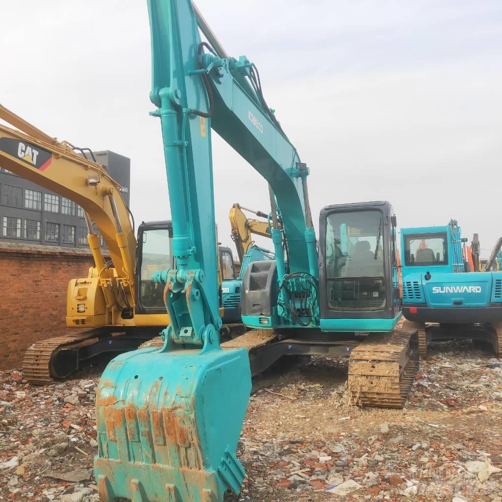 Kobelco SK 135 SR حفارات زحافة