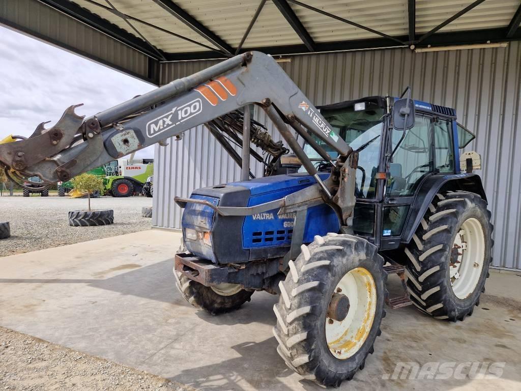 Valtra VALMET 6300 الجرارات