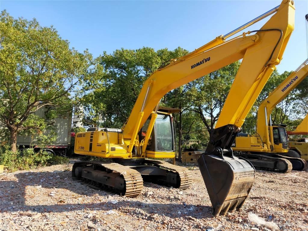 Komatsu PC 200-6 حفارات زحافة