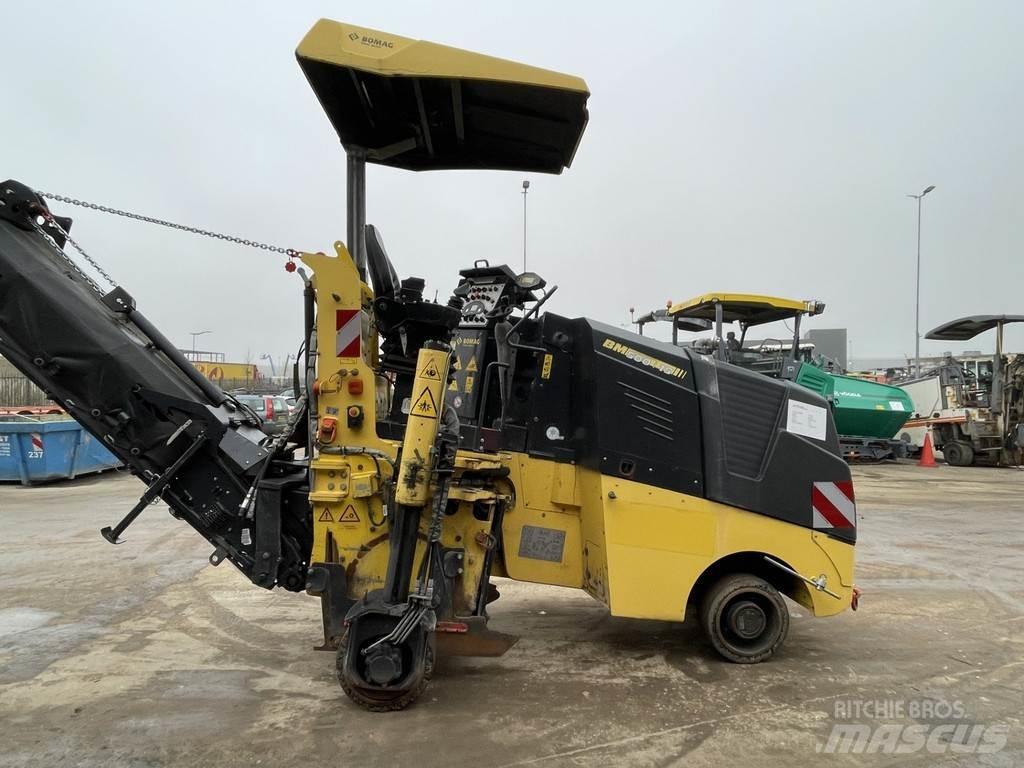 Bomag BM 500/15-2 ماكينات الكشط البارد للأسفلت
