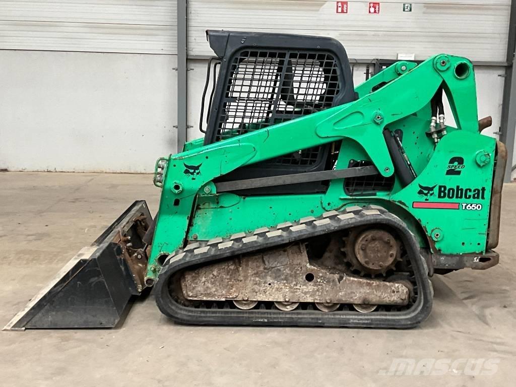 Bobcat T 650 لوادر انزلاقية التوجيه