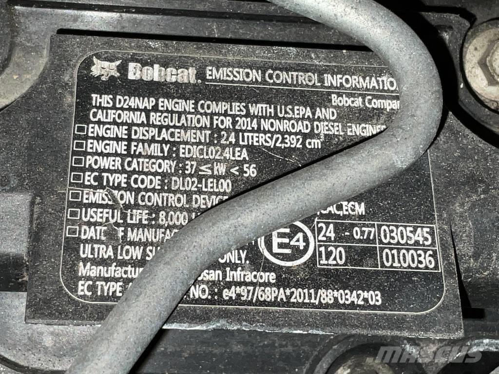 Bobcat T 650 لوادر انزلاقية التوجيه
