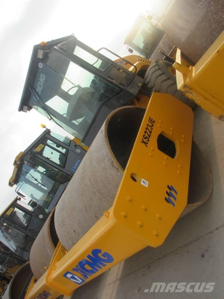 XCMG XS 223 J مداحل أحادية الأسطوانة