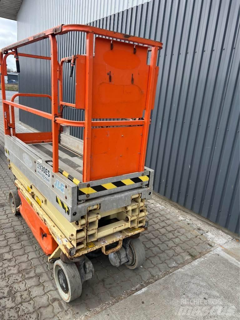 JLG 1930 ES رافعات مقصية الشكل