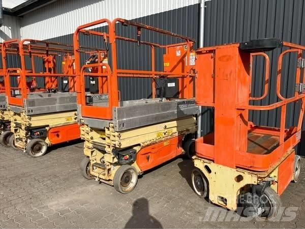JLG 1930 ES رافعات مقصية الشكل