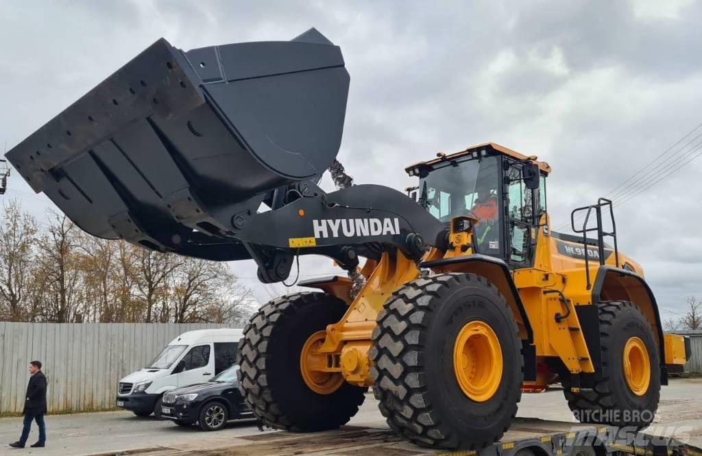 Hyundai HL980A لوادر بعجل