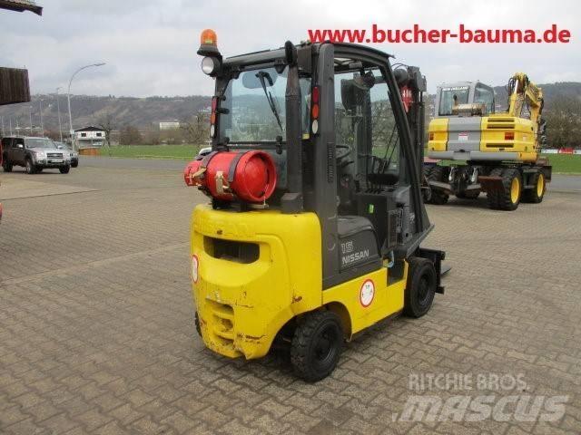 Nissan KB 14 GNA شاحنات LPG